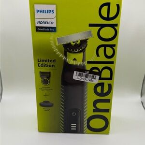 Philips OneBlade Pro Trimmer limited edition - Black and Lime